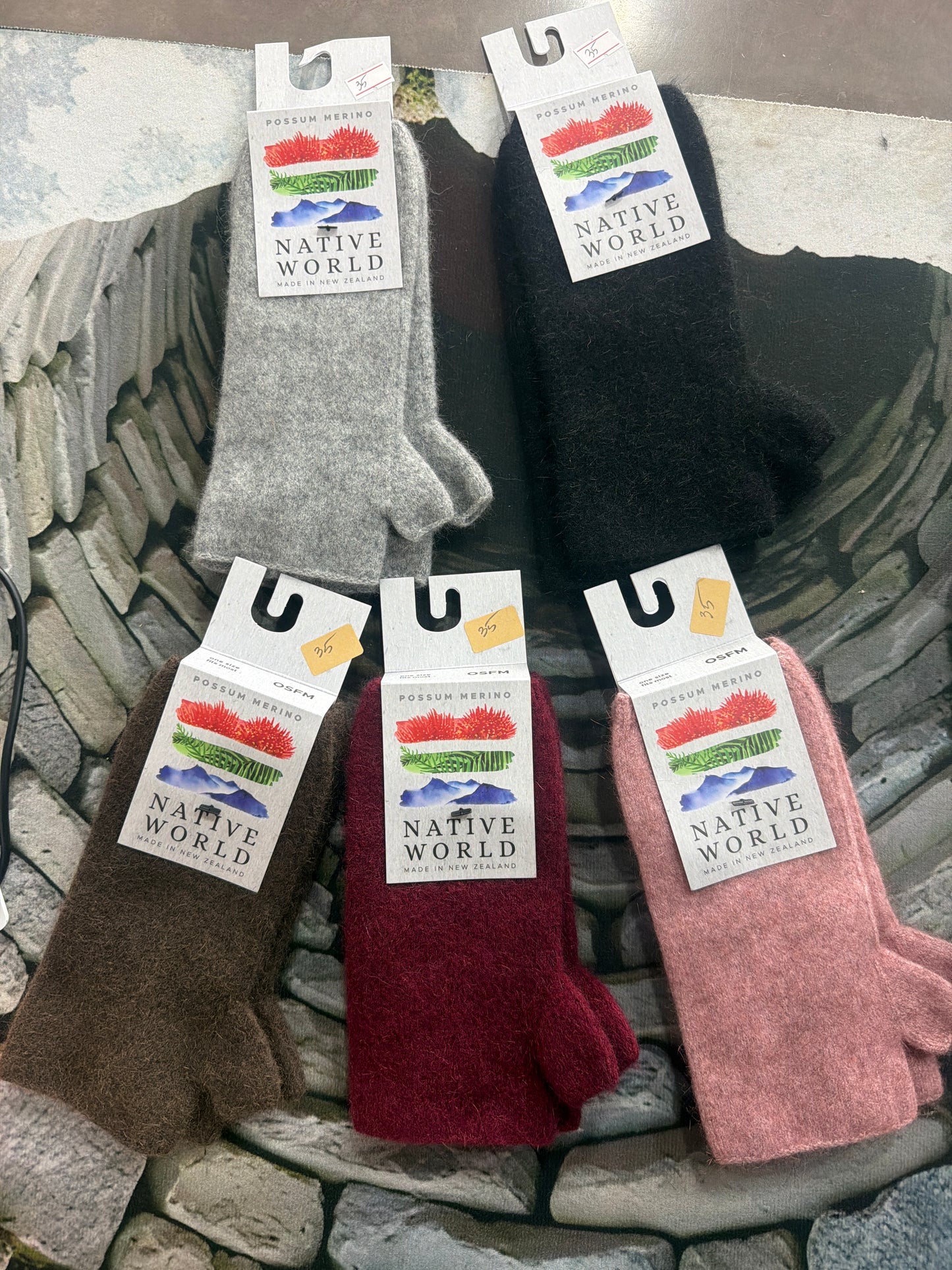 Native World wristwarmers