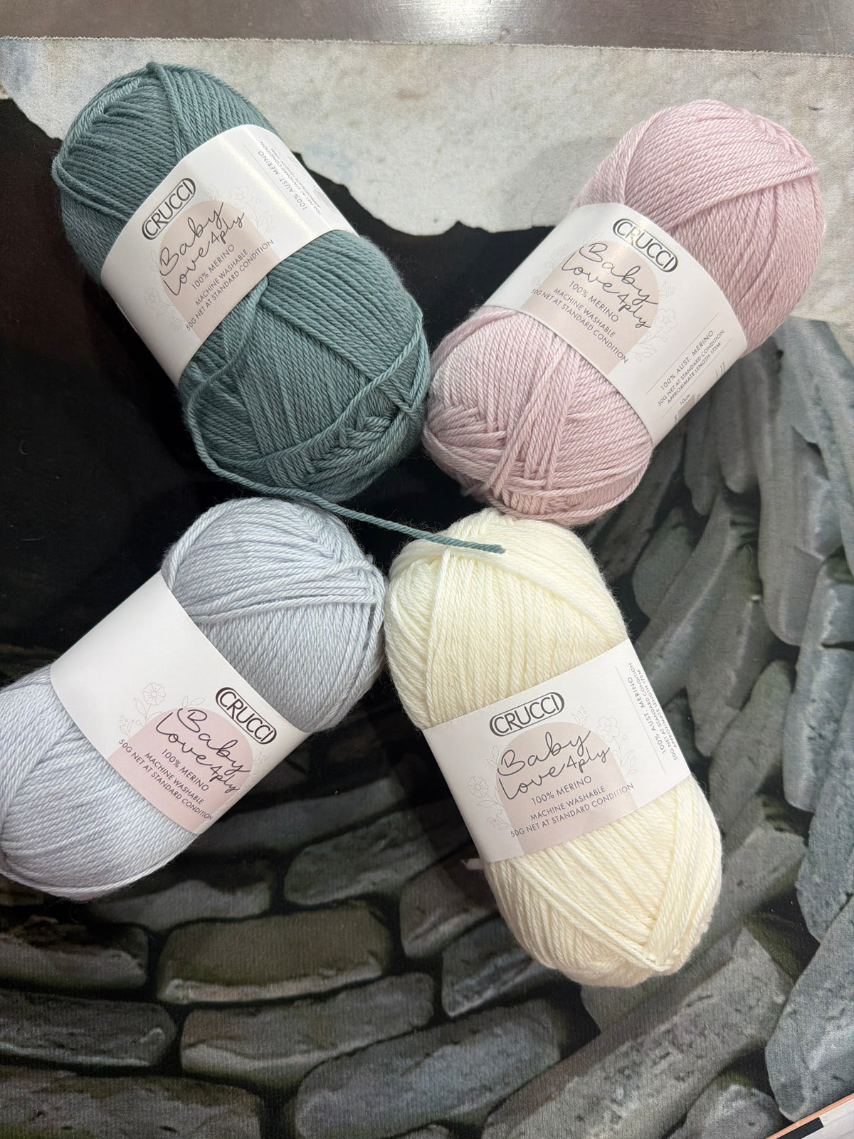 Crucci baby love 4ply merino