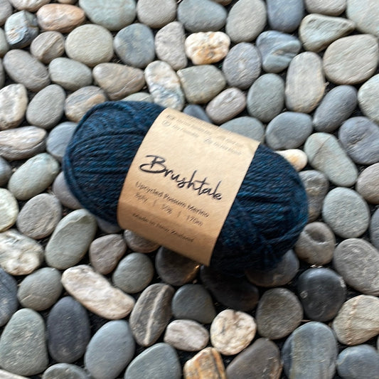 Brushtale yarn 8 ply 50g